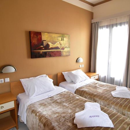 Iridanos Hotel Antikyra Luaran gambar