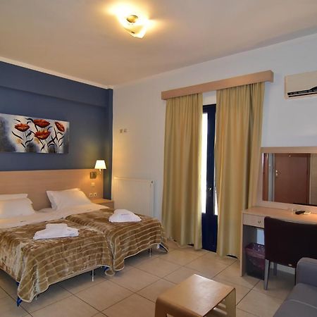 Iridanos Hotel Antikyra Luaran gambar