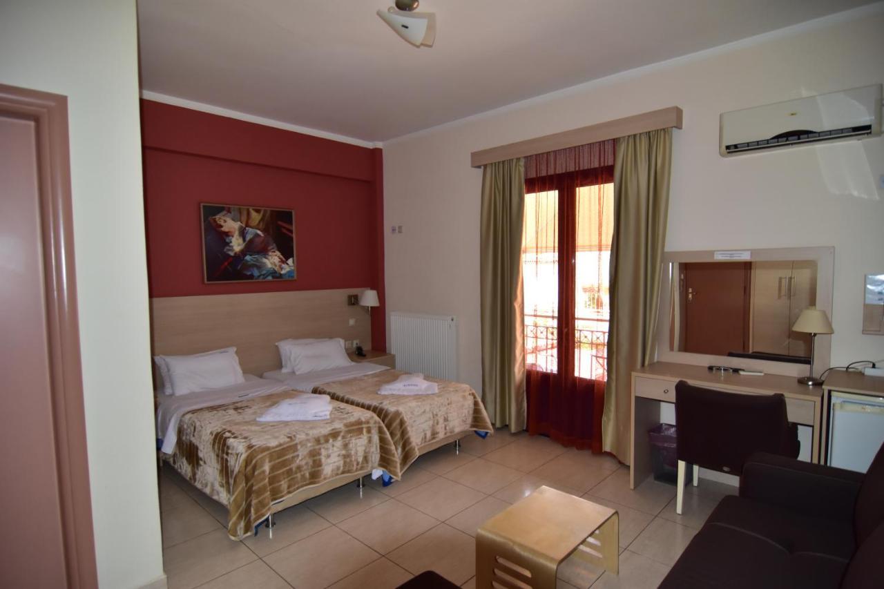 Iridanos Hotel Antikyra Luaran gambar