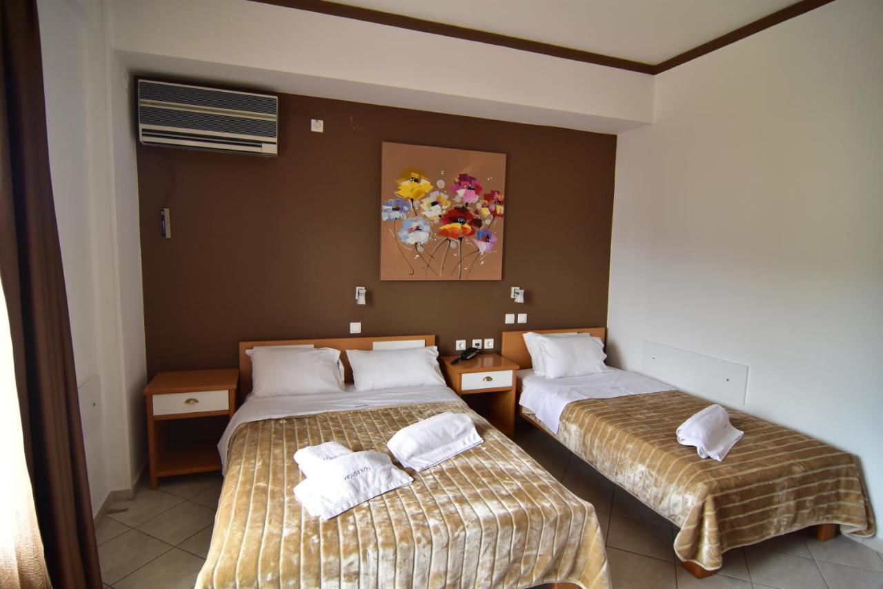 Iridanos Hotel Antikyra Luaran gambar