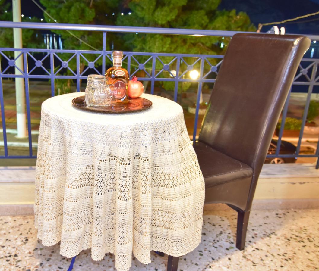 Iridanos Hotel Antikyra Luaran gambar