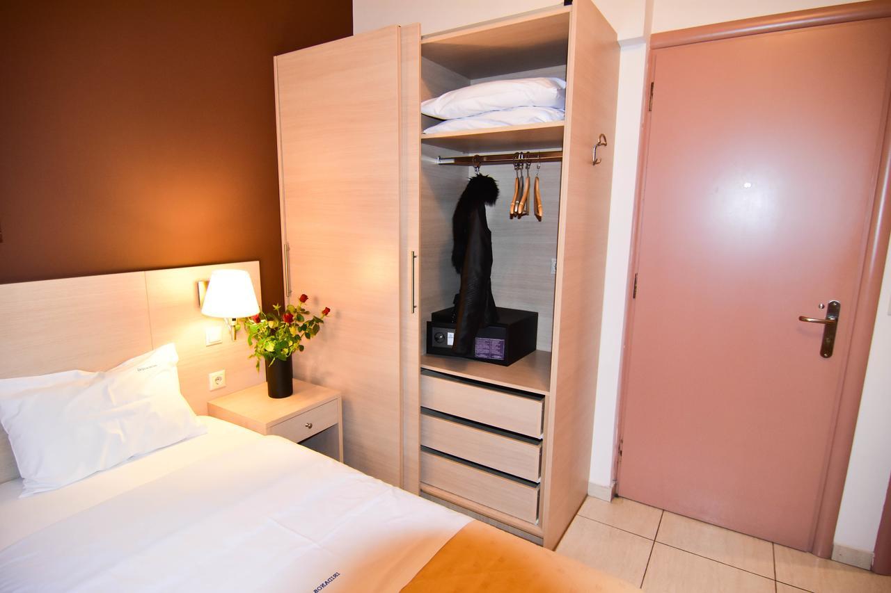 Iridanos Hotel Antikyra Luaran gambar