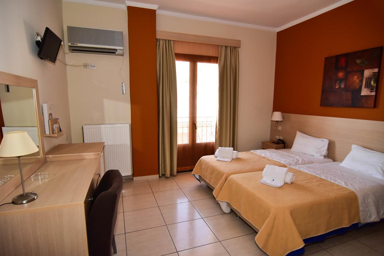 Iridanos Hotel Antikyra Luaran gambar