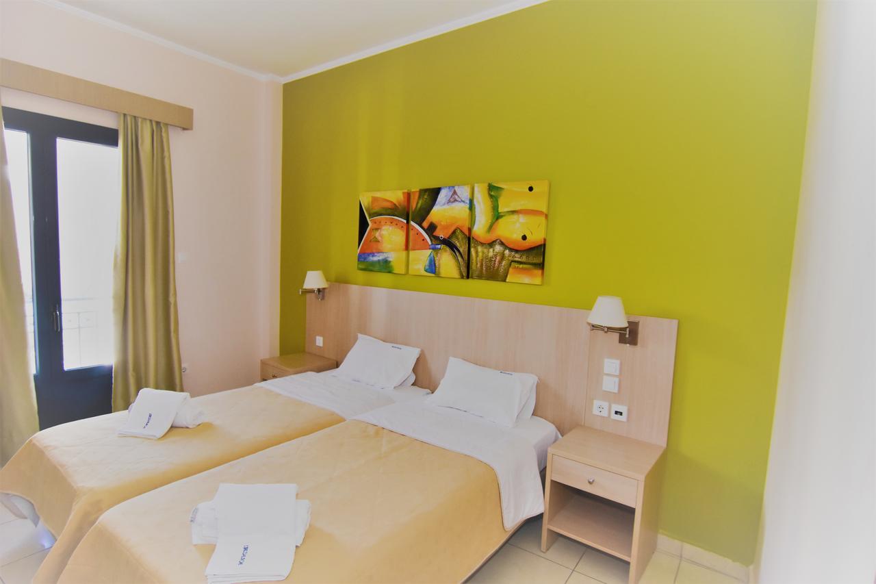 Iridanos Hotel Antikyra Luaran gambar